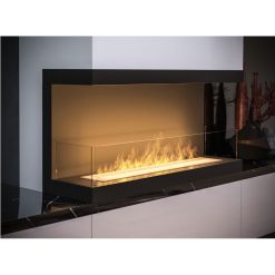 Foto de ambiente de la chimenea de bioetanol de Infire INSIDE C1000 Vers.3, a tres caras
