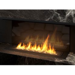 Foto de ambiente del quemador encastrable de bioetanol de Infire SLIM Black Burner 1000