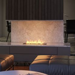 Foto de ambiente del quemador encastrable de bioetanol de Infire SLIM Black Burner 600