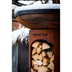 Pebetero barbacoa BonBiza acero corten de Bonfeu sobre fondo de nieve