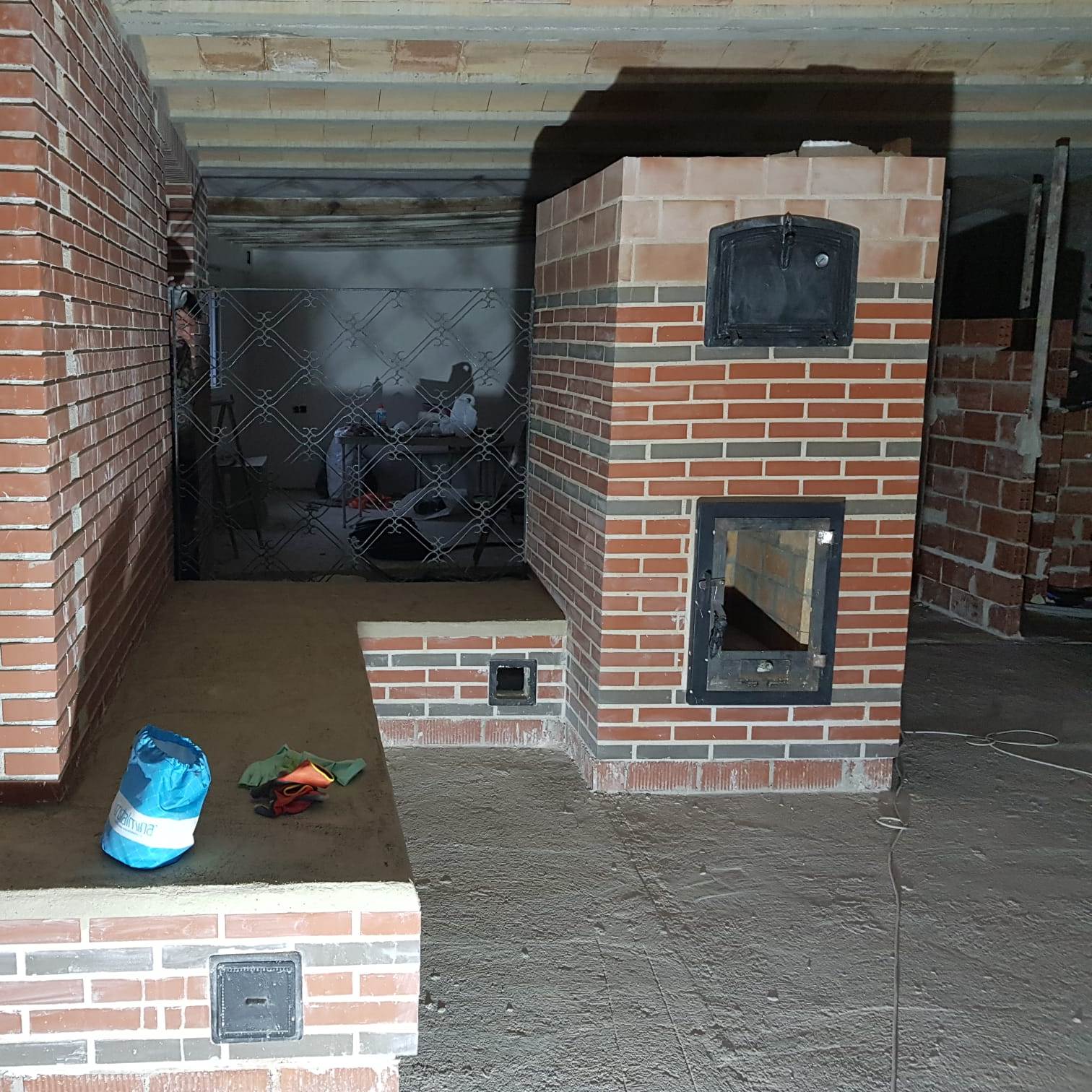 Ejemplo de estufa autoconstruida mediante el sercicio de diseño y acompañamiento