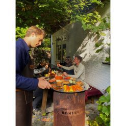 Foto de ambiente de la BonPlancha V45 cocinando