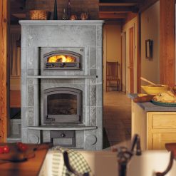 Foto de ambiente de estufa Tulikivi Classic TLU 2450 1